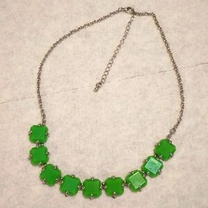 Vibrant green square beaded necklace